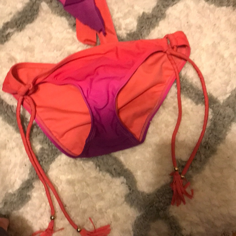 Flowy bikini - Picture 2 of 3